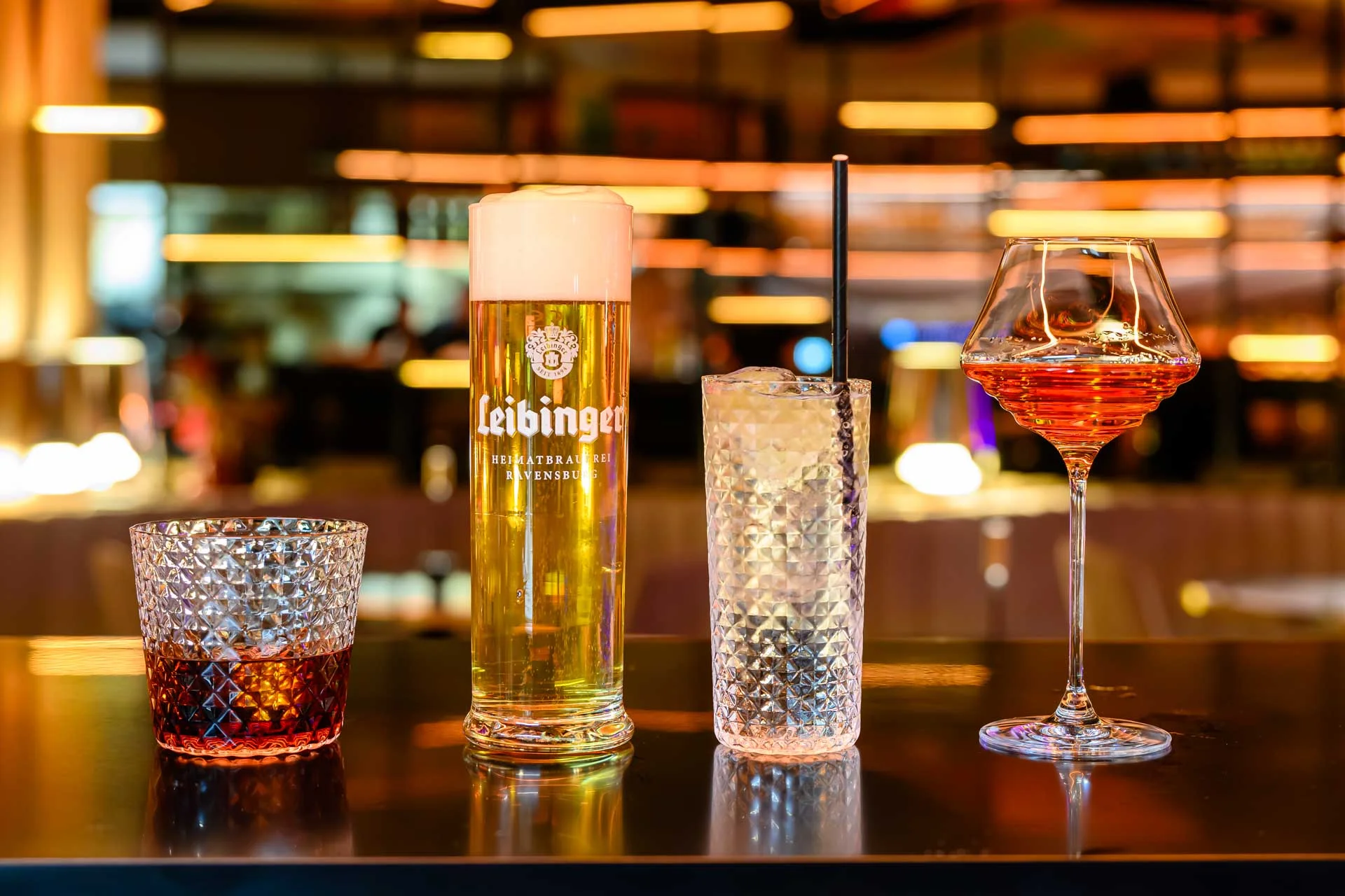 Vitos-Bar-Friedrichshafen-Cocktailbar-Aperobar-Weinbar-Paninibar-KDS_5367-1920px